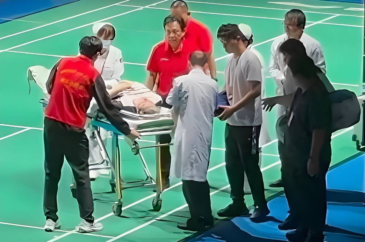 马来西亚队碾压印尼队，石宇奇统治全场