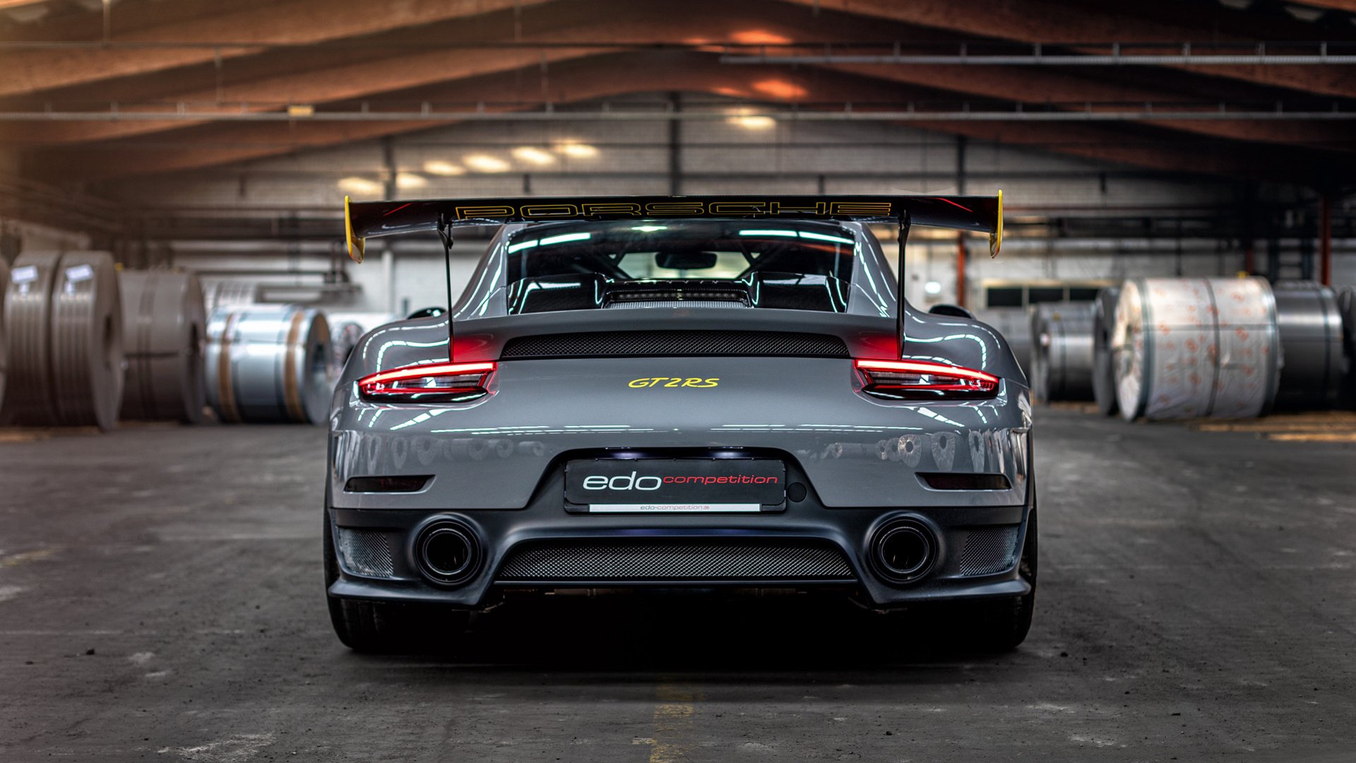 克罗地亚的红色赛车,当罗马用角球压制格子军团,F1赛道上基米希如何接管年度争冠?