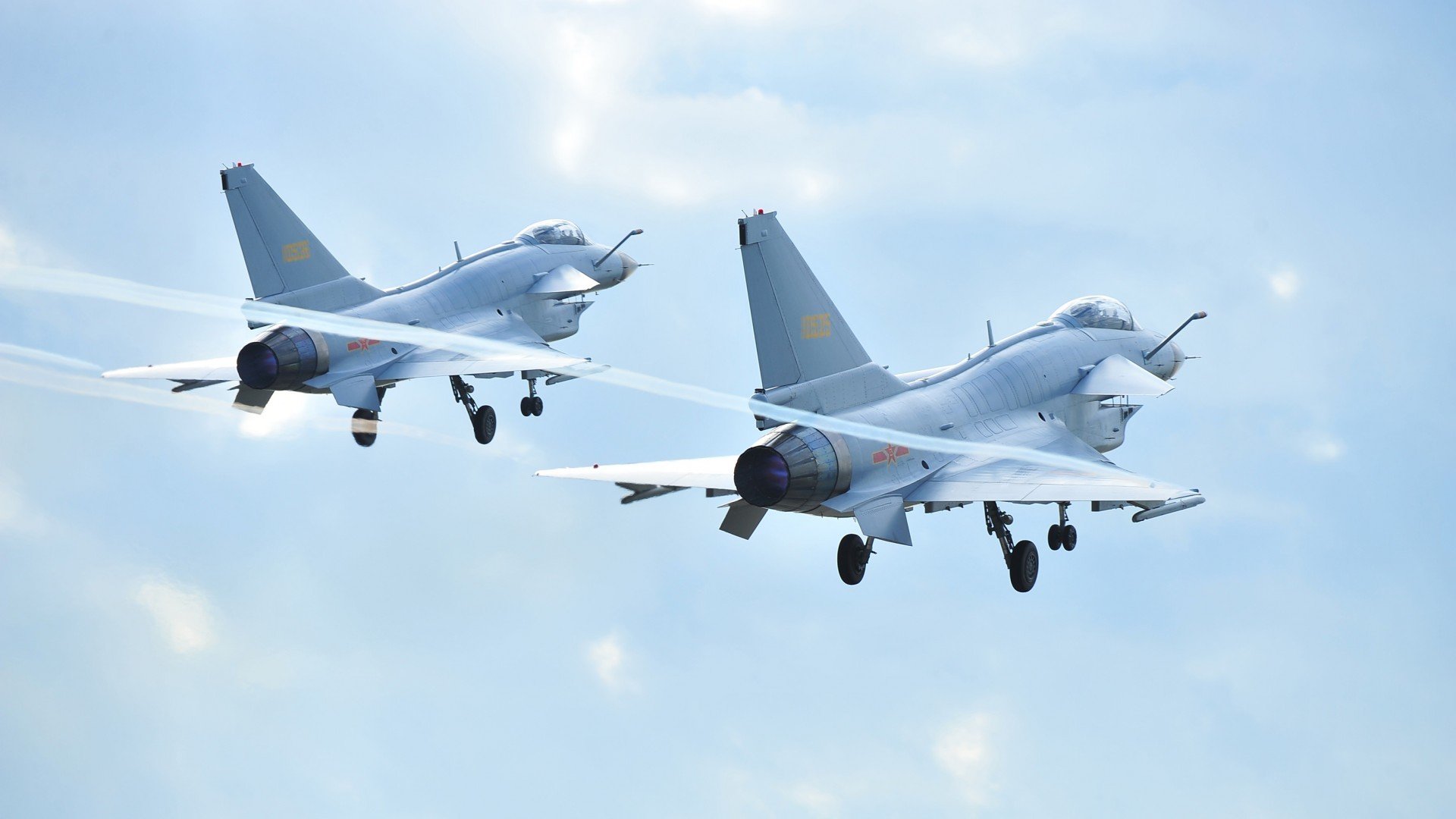 雷霆力克鹈鹕背后,东契奇数据全面爆炸引爆篮球圈