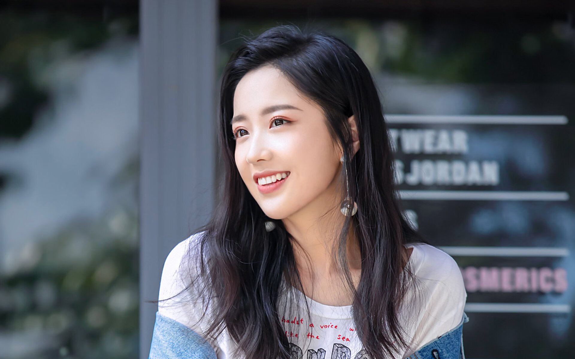 南美风暴!巴拉圭劲旅友谊赛爆冷击溃切尔西,努涅斯梅开二度闪耀全场