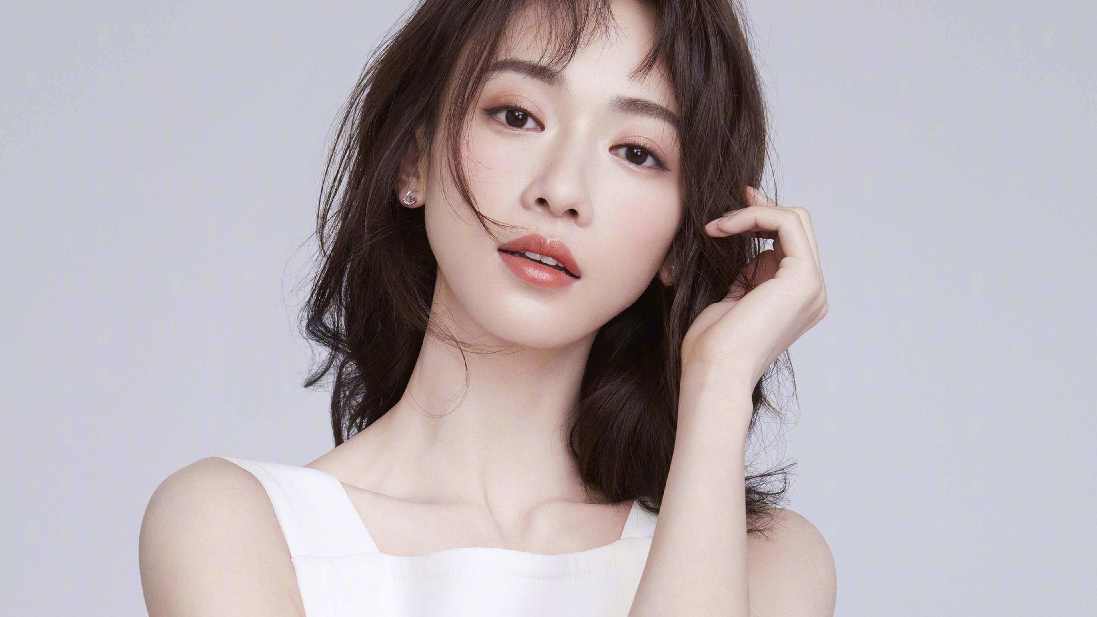 欧冠之夜，莫德里奇时光倒流，拜仁碾压晋级