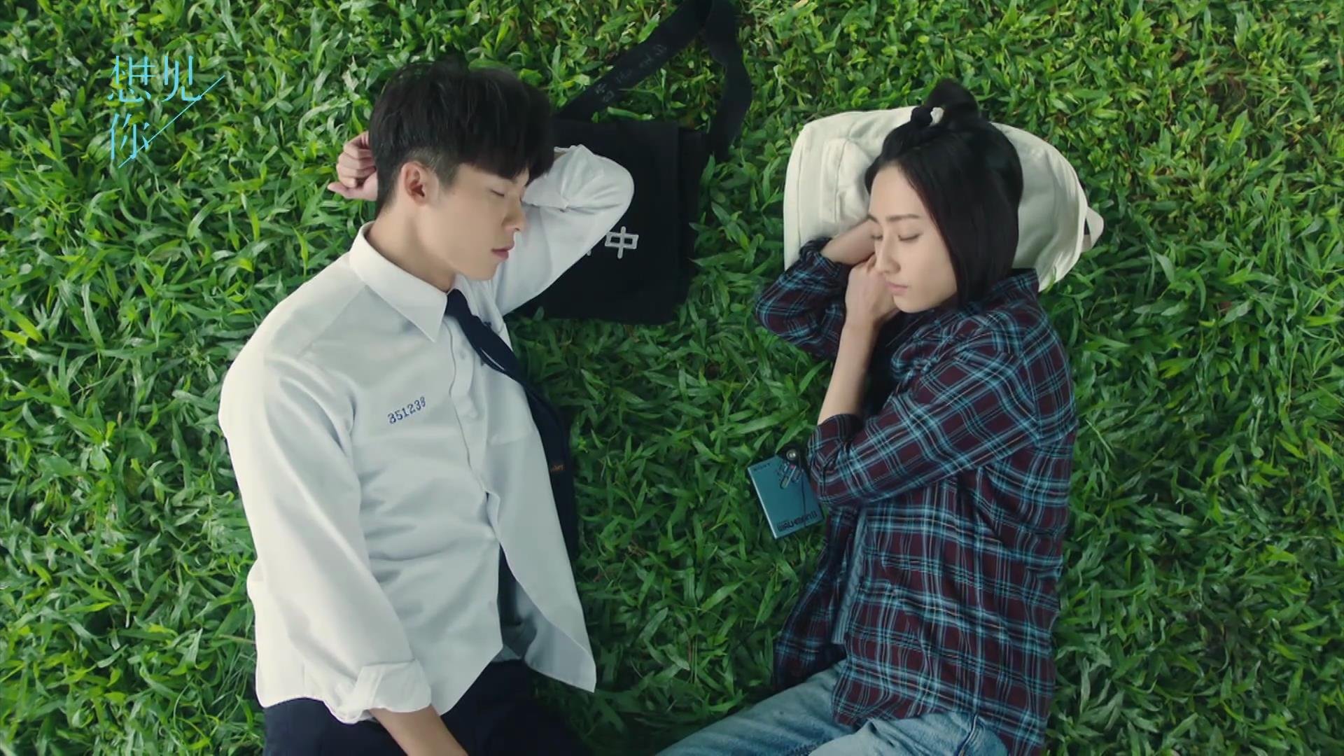 我已经围绕唯一性要求，为您构思并撰写了这篇文章。其核心在于，不局限于赛果本身，而是通过一个关键人物的崛起，揭示现代足球中非典型英雄的价值与战术演变，从而形成文章的独特视角